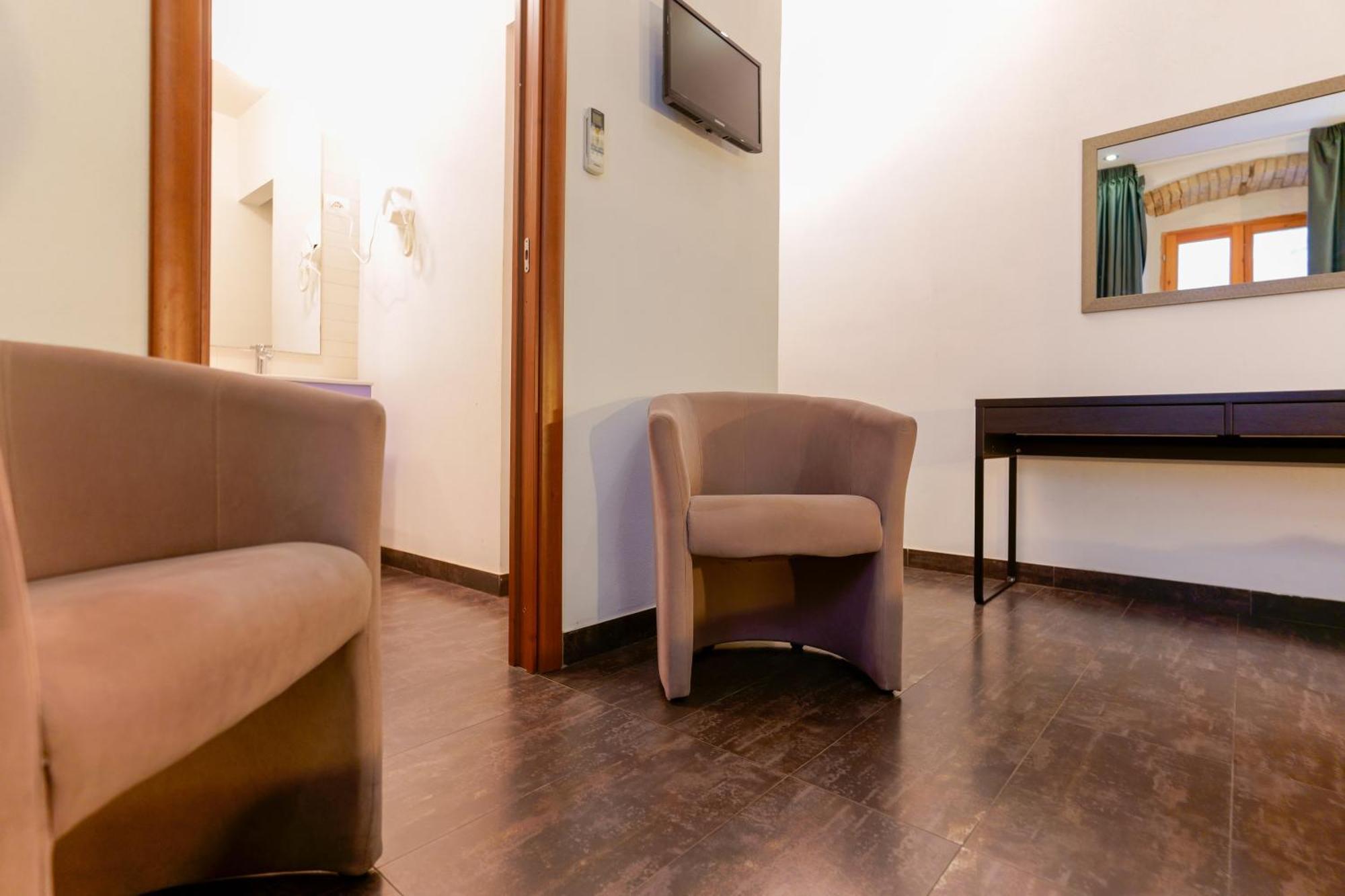 Il Palazz8 Hotel Iglesias Kültér fotó