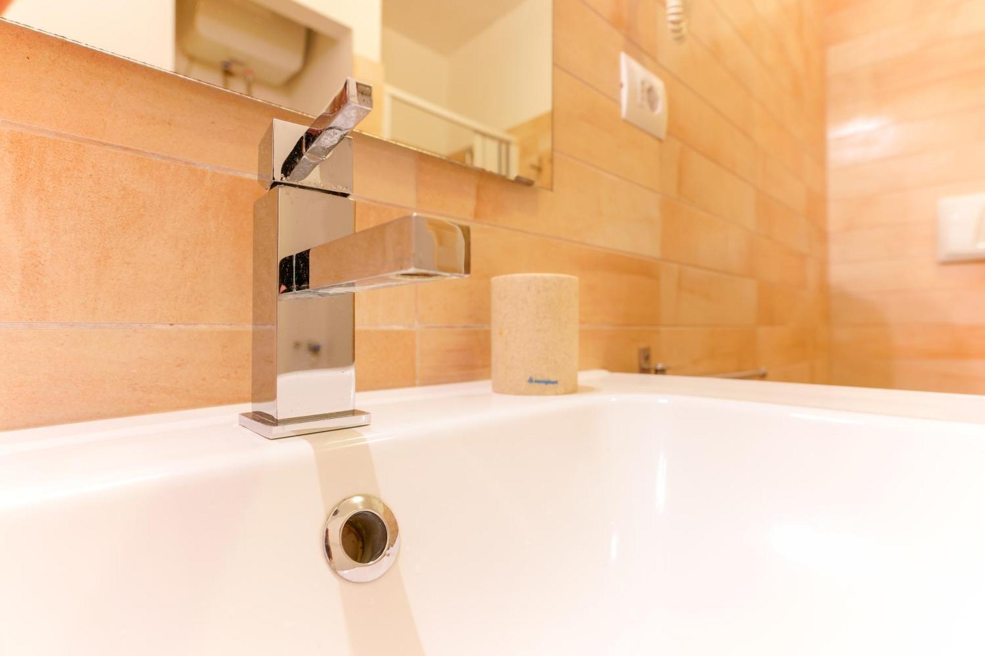 Il Palazz8 Hotel Iglesias Szoba fotó