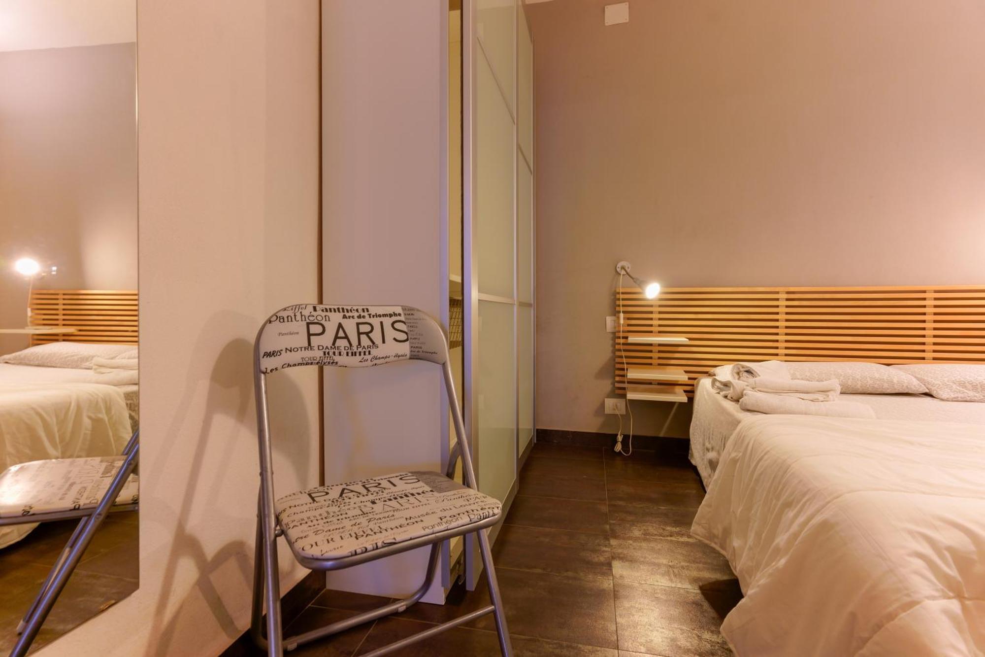 Il Palazz8 Hotel Iglesias Szoba fotó